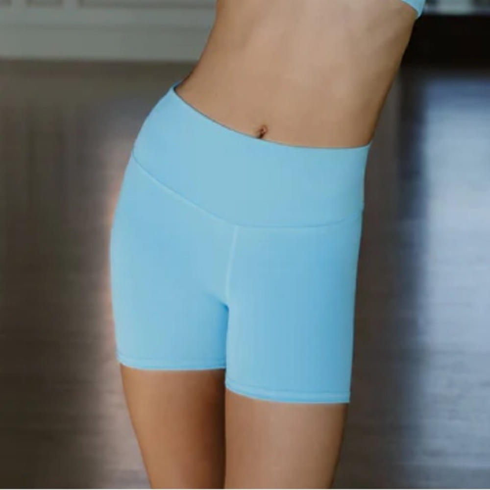 FIVE Everyday Short 3” - YS (4/5), Color “Iceberg” blue, NWT!